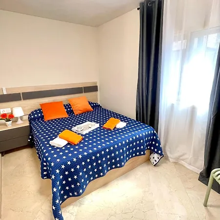 Apartbeach Y Sancho Abarca Privilege * Salou